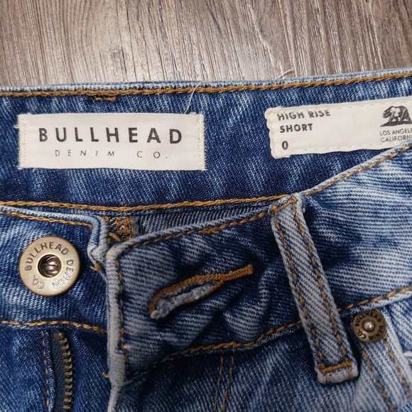 Bullhead High Rise Booty Shorts - Picture 5 of 5